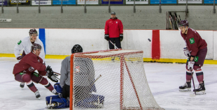 FOTO: Latvijas izlases treniņš "Volvo ledus hallē" (09.04.)
