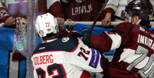 Latvijas izlase pirmajā spēlē atzīst Norvēģijas pārākumu