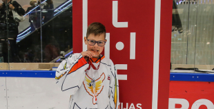 Svinīgi noslēgusies Latvijas bērnu un jaunatnes čempionāta hokejā 2018./2019. sezona