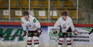 FOTO: Latvijas izlases treniņš "Volvo ledus hallē" (09.04.)