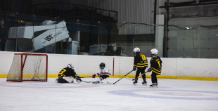 FOTO: U-9 sabraukums Ventspilī