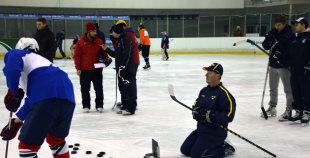 Aizvadīts vārtsargu trenera Petera Anderssona seminārs