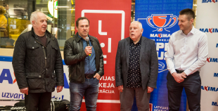 FOTO: Atklāta Latvijas jauno hokeja vārtsargu atbalsta programma