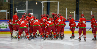 Latvijas U-18 izlase vēl vienā ilgstošā bullīšu sērijā svin uzvaru pār Baltkrieviju