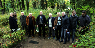 "Klusējošo hokeja kareivju" piemiņas gājiens 