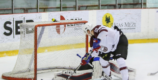 FOTO: Latvija 2 - Igaunija 6:0