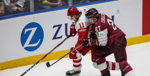 Latvijas hokeja izlase sīvā cīņā atzīst Krievijas valstsvienības pārākumu 