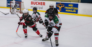 FOTO: U-9 sabraukums Ventspilī