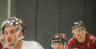 Latvijas hokeja izlase uzsāk nometni pirms OS atlases turnīra