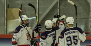 JAHL: "Prizma" - "Venta 2002" 7:4