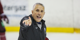 Hārtlija vadībā izlase gatavojas cīņai pret Kanādu