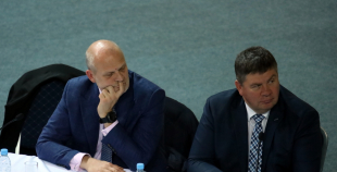 LHF rīkoto Vecāku asambleju apmeklē interesenti ļoti kuplā skaitā