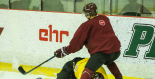 FOTO: U-20 izlases pirmdienas ledus treniņš "Volvo" ledus hallē 