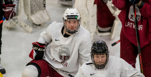 FOTO: Latvijas U-18 hokeja izlases treniņš