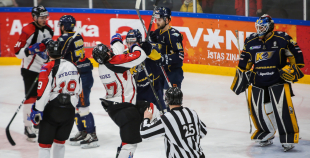 FOTO: "Kurbads" pagarinājumā izcīna uzvaru Latvijas čempionāta pirmajā finālspēlē