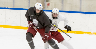 FOTO: Latvijas U-18 hokeja izlases treniņš
