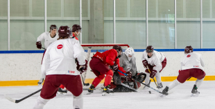 FOTO: Latvijas U-20 valstsvienība turpina gatavoties pasaules čempionātam