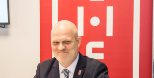 Latvijas Hokeja federācija un Baltkrievijas Hokeja federācija paraksta līgumu par 2021.gada PČ organizēšanu