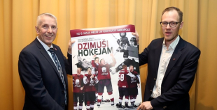 FOTO: “Dzimuši Hokejam” filmas prezentācija “Akropole” kinoteātrī