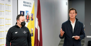 FOTO: Paziņo Latvijas izlases sastāvu un karognesēju Jaunatnes olimpiādei