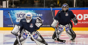 FOTO: Atklāta Latvijas jauno hokeja vārtsargu atbalsta programma