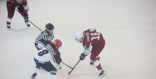 Latvijas sieviešu hokeja izlasei pārliecinoša uzvara pret Meksiku