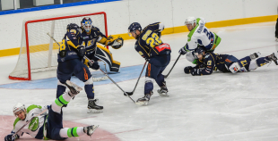 "Mogo" ar 5:3 sezonas pirmajā spēlē sarūgtina čempionus "Kurbads"