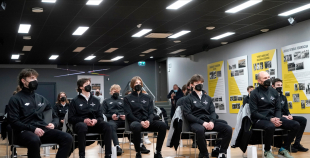 FOTO: Paziņo Latvijas izlases sastāvu un karognesēju Jaunatnes olimpiādei