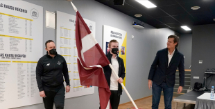 FOTO: Paziņo Latvijas izlases sastāvu un karognesēju Jaunatnes olimpiādei