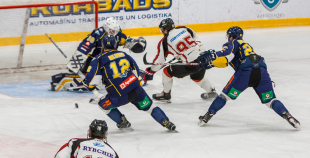 FOTO: "Kurbads" - "Zemgale/LLU" 2:5