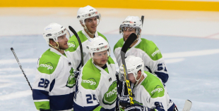 "Mogo" ar 5:3 sezonas pirmajā spēlē sarūgtina čempionus "Kurbads"