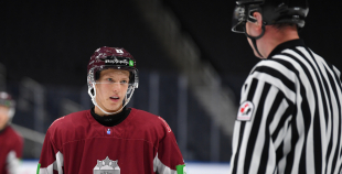 Latvijas U-20 izlase parāda raksturu un liek nodrebēt Kanādai