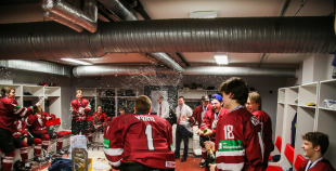 FOTO: Latvija U-18 izcīna zelta medaļas 