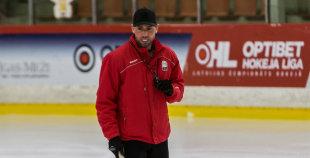 Latvijas U-20 nacionālās izlases kandidāti aizvada pirmo ledus treniņu