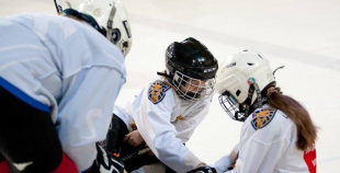 Lieliskā atmosfērā aizvadīts meiteņu turnīrs Tukumā