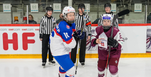 Latvijas sieviešu izlase Pasaules čempionāta atklāšanas mačā piekāpjas Slovākijai
