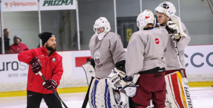 FOTO: Latvijas U-20 hokeja izlases treniņš