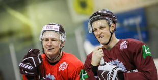 FOTO: Latvijas izlases treniņš pirms došanās uz Dāniju