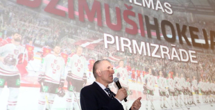 FOTO: “Dzimuši Hokejam” filmas prezentācija “Akropole” kinoteātrī