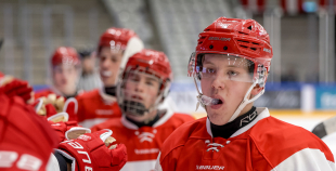 Latvijas U-18 hokeja izlase U-20 Četru nāciju turnīru sāk ar neveiksmi