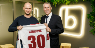  Jaunā hokeja sezona rit pilnā sparā - visas Latvijas hokeja valstsvienības ir uz laukuma 