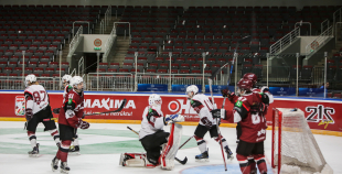 FOTO: U-18 izlases kandidātu savstarpējais mačs 