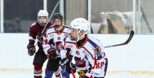 Ar aizraujošiem mačiem noslēdzies Rīgas atklātais skolu čempionāts