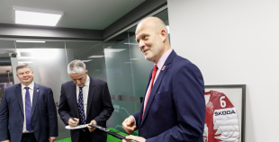  Jaunā hokeja sezona rit pilnā sparā - visas Latvijas hokeja valstsvienības ir uz laukuma 