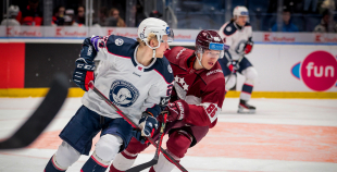 Latvijas hokeja izlase Bratislavas Ziemassvētku turnīru sāk ar uzvaru