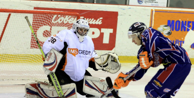 "SMScredit.lv" apspēlē "HS Rīga/Prizma" un pakāpjas uz otro vietu.