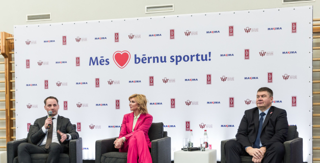“Maxima Latvija” uzsāk vēsturisku sadarbību ar LHF un LVS bērnu un jauniešu sporta jomā