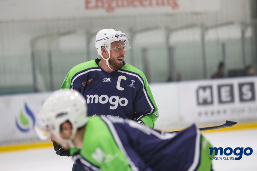 Gints Meija atzīts par septembra vērtīgāko spēlētāju Optibet Hokeja Līgā